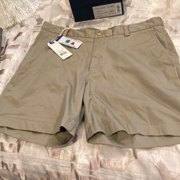 SOUTHERN TIDE CHANNEL MARKER SHORTS - Picture 1 of 3